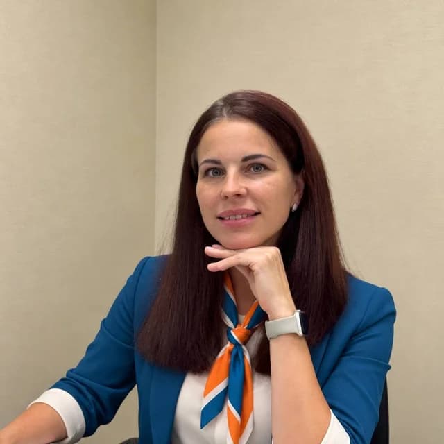 Елена Пестова